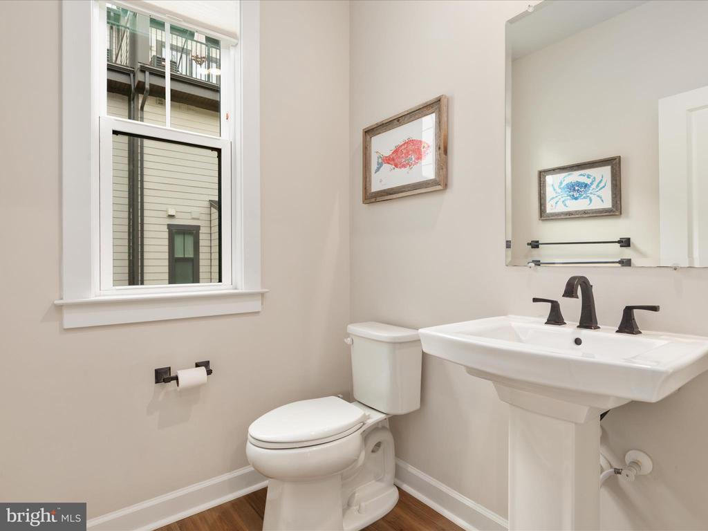 113 PLEASANT STREET NW 6