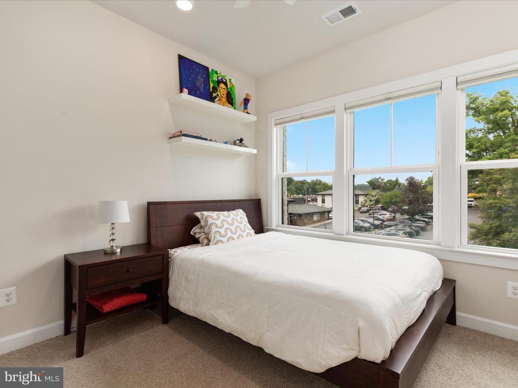 113 PLEASANT STREET NW 6