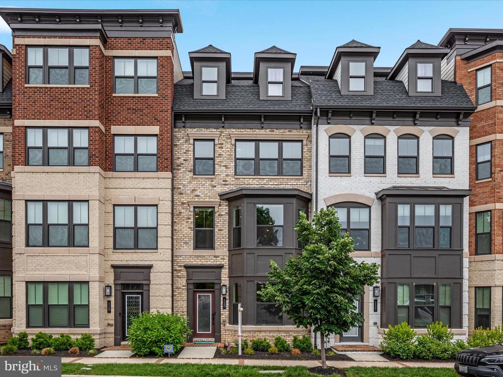 113 PLEASANT STREET NW 6