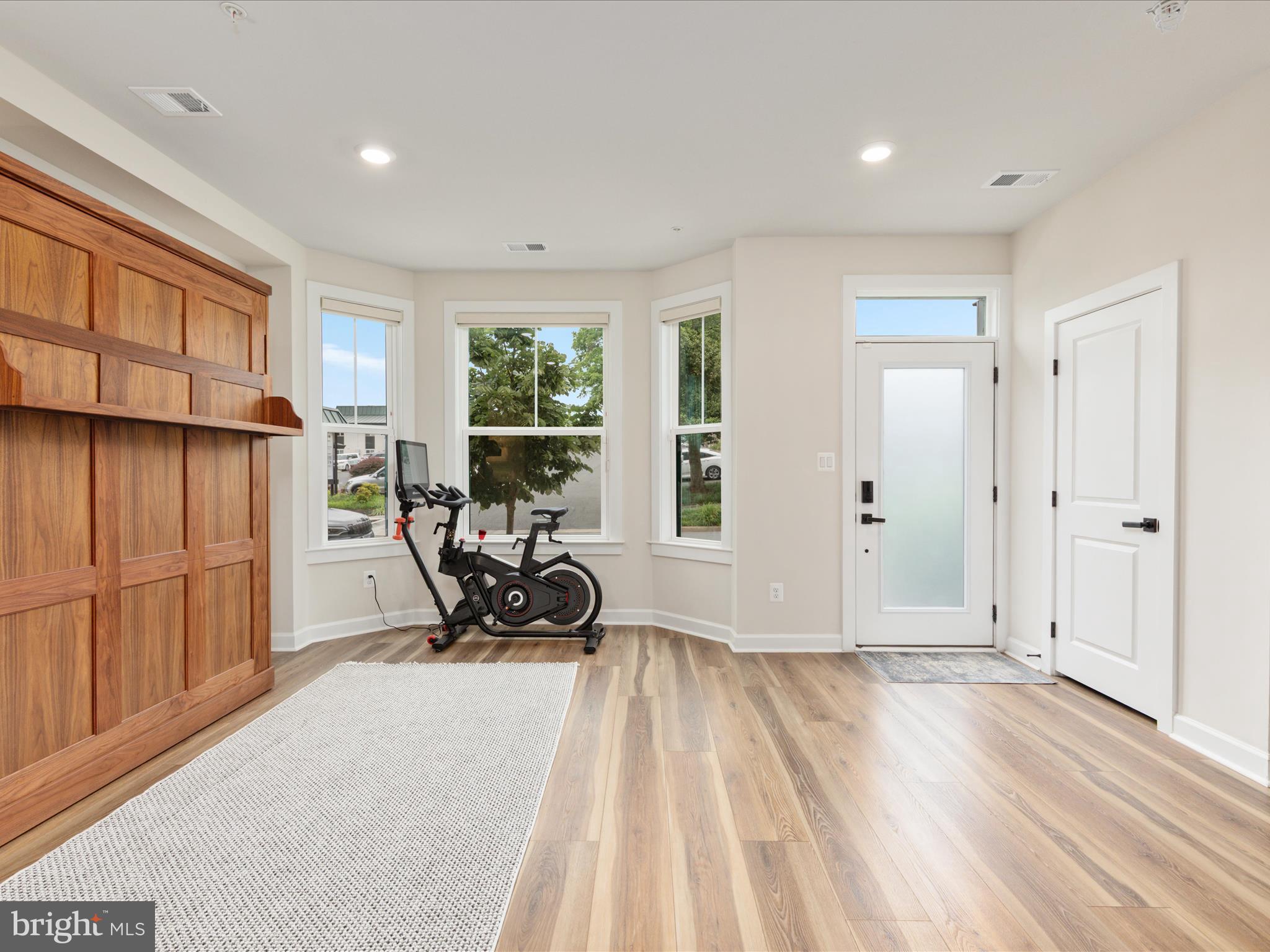 113 PLEASANT STREET NW 6