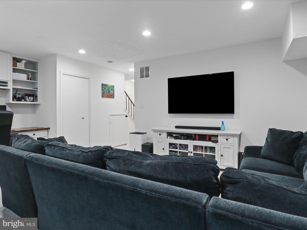 11968 BARREL COOPER COURT