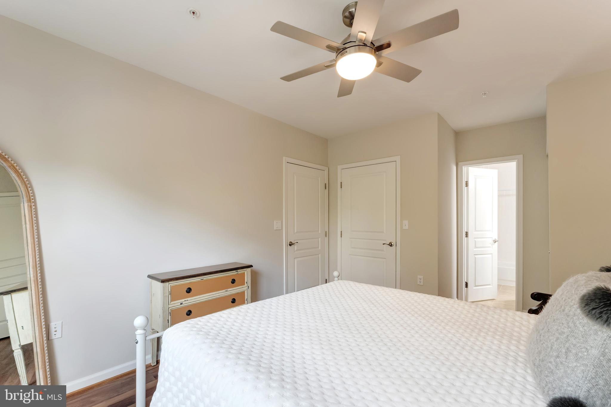 12913 ALTON SQUARE 217