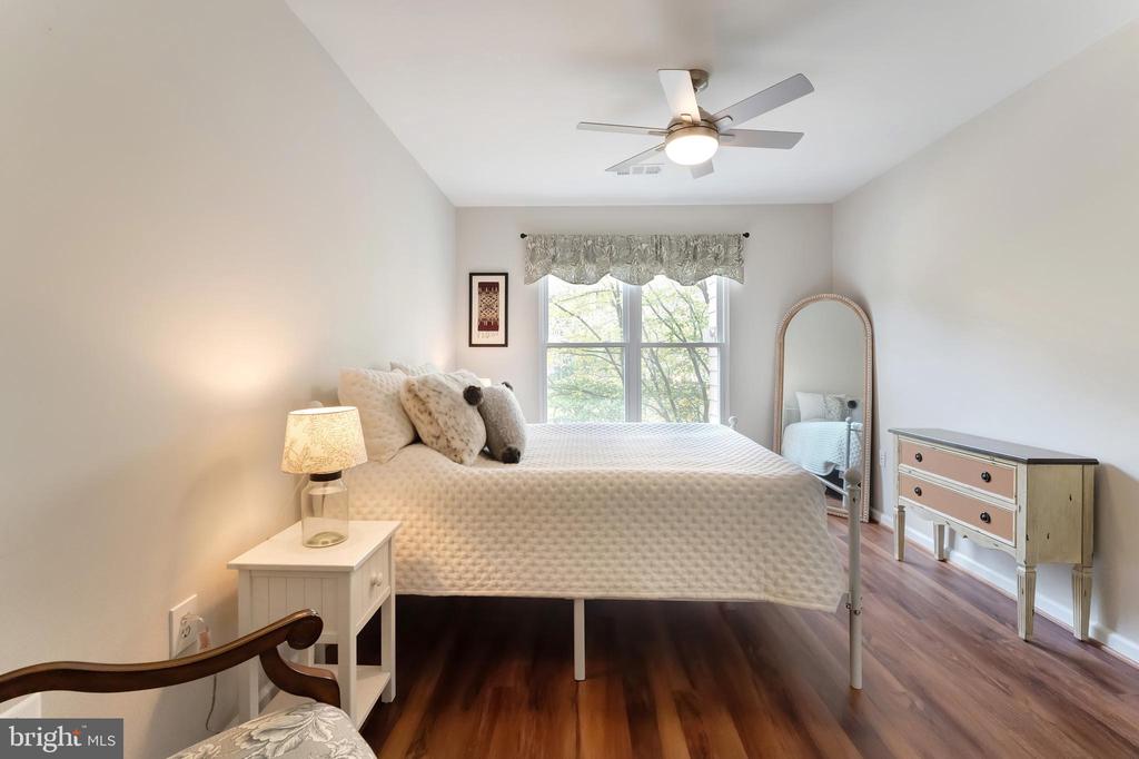 12913 ALTON SQUARE 217