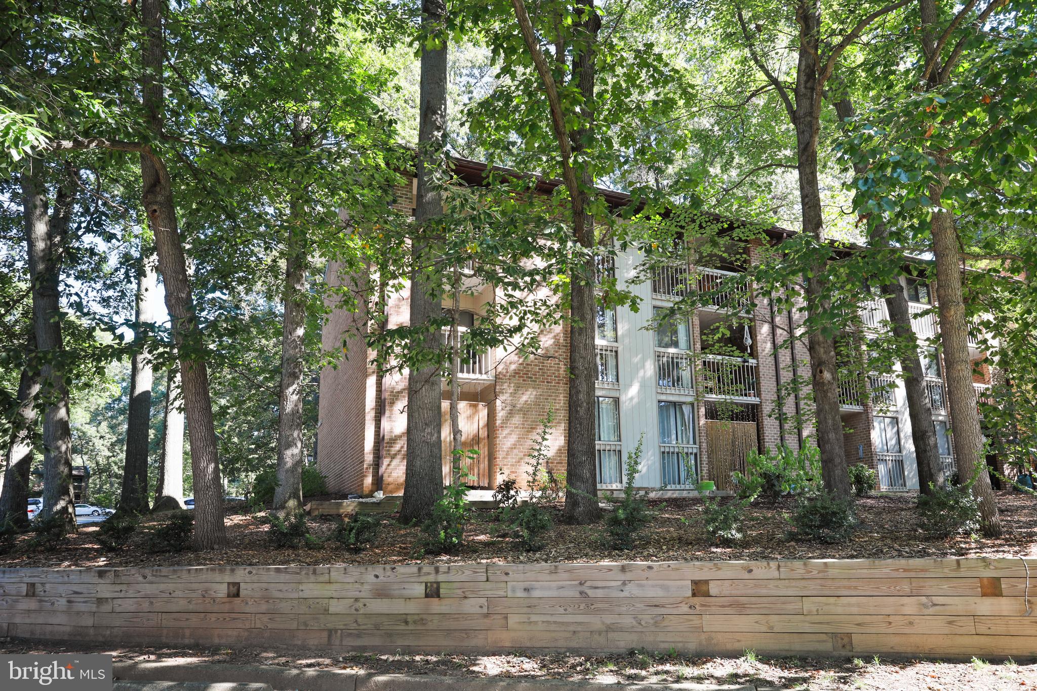 1592 MOORINGS DRIVE 22B