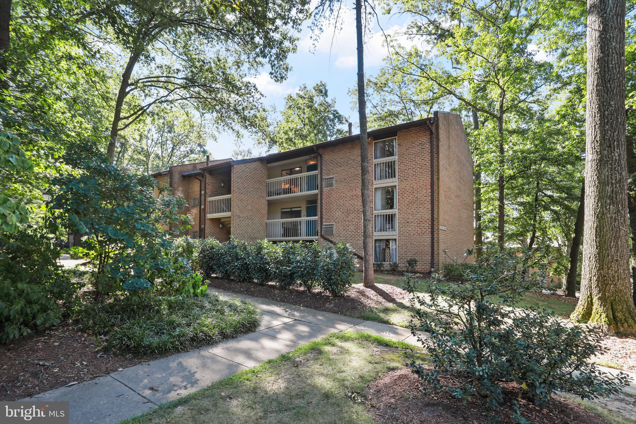 1592 MOORINGS DRIVE 22B