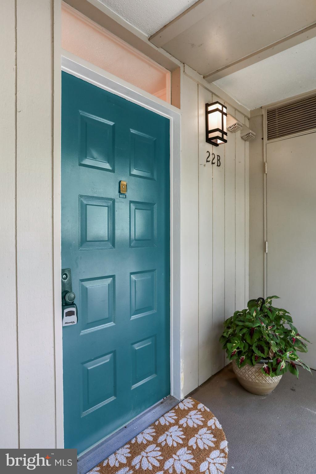 1592 MOORINGS DRIVE 22B