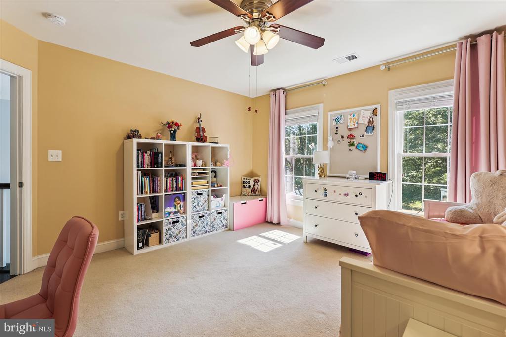 8049 WINSTEAD MANOR LANE