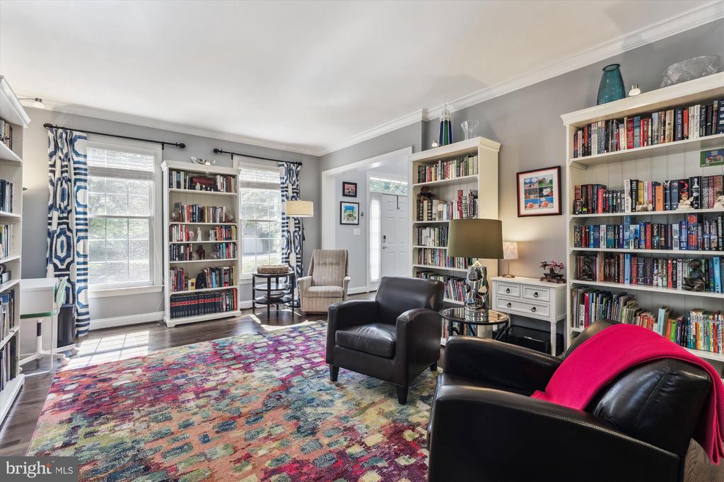 8049 WINSTEAD MANOR LANE