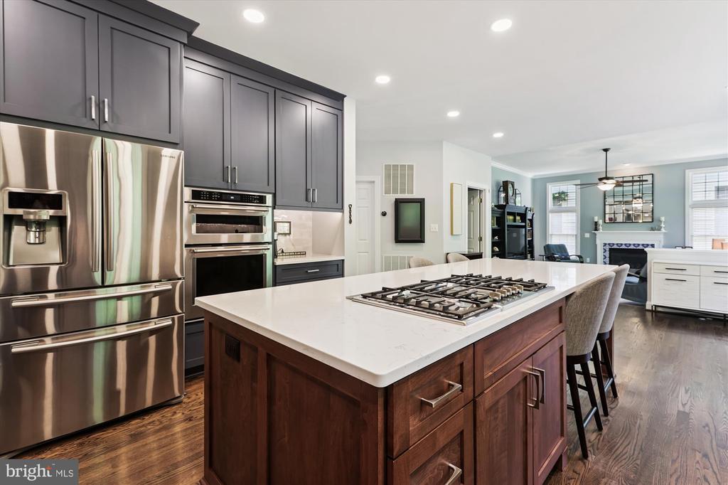 8049 WINSTEAD MANOR LANE