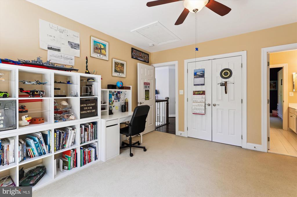8049 WINSTEAD MANOR LANE