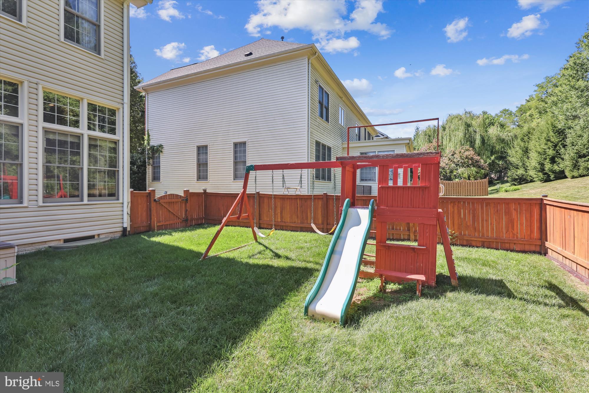 8049 WINSTEAD MANOR LANE