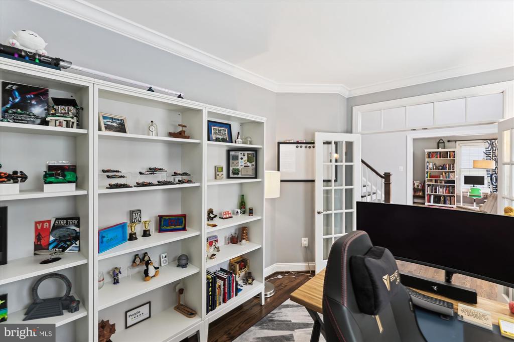 8049 WINSTEAD MANOR LANE