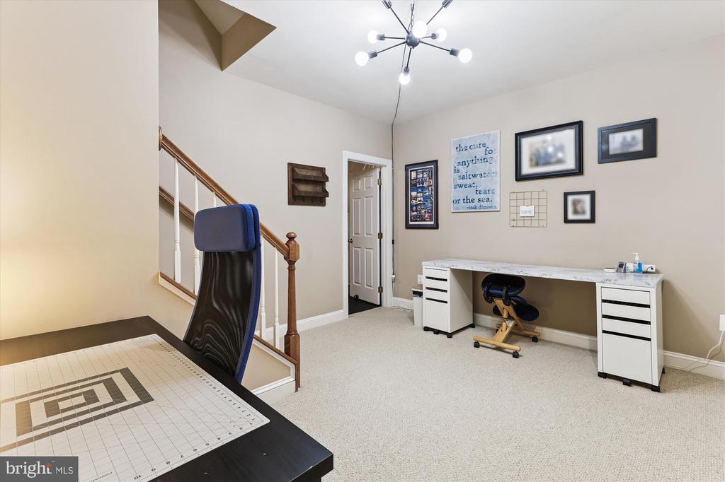 8049 WINSTEAD MANOR LANE