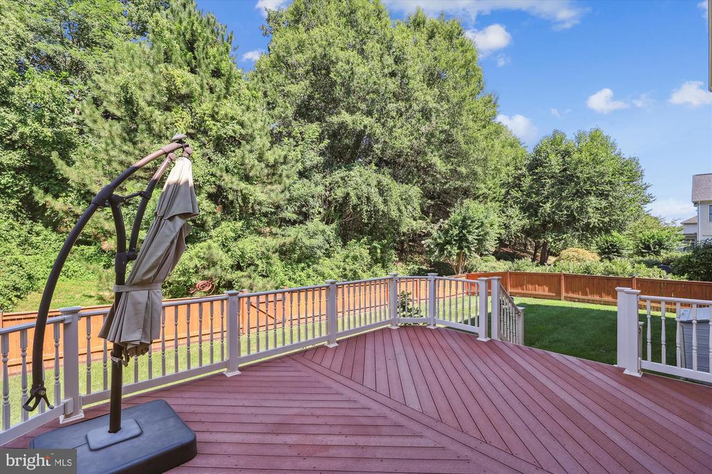 8049 WINSTEAD MANOR LANE