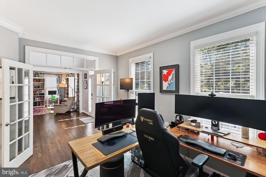 8049 WINSTEAD MANOR LANE