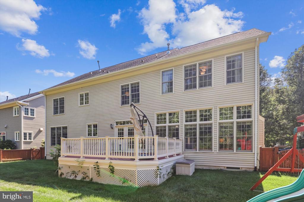 8049 WINSTEAD MANOR LANE