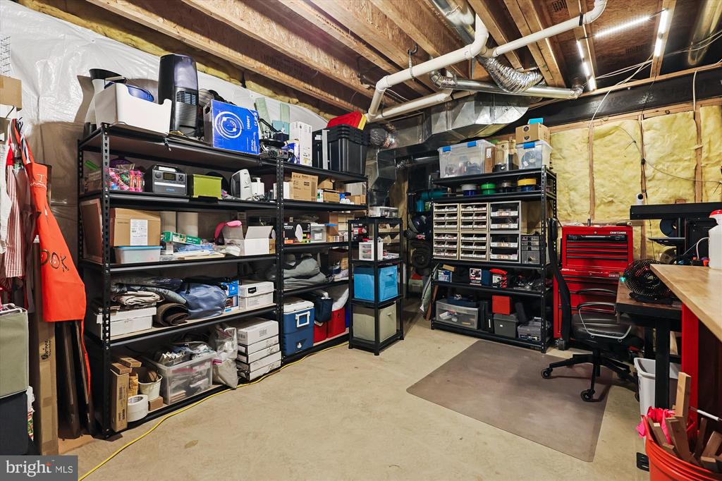 8049 WINSTEAD MANOR LANE