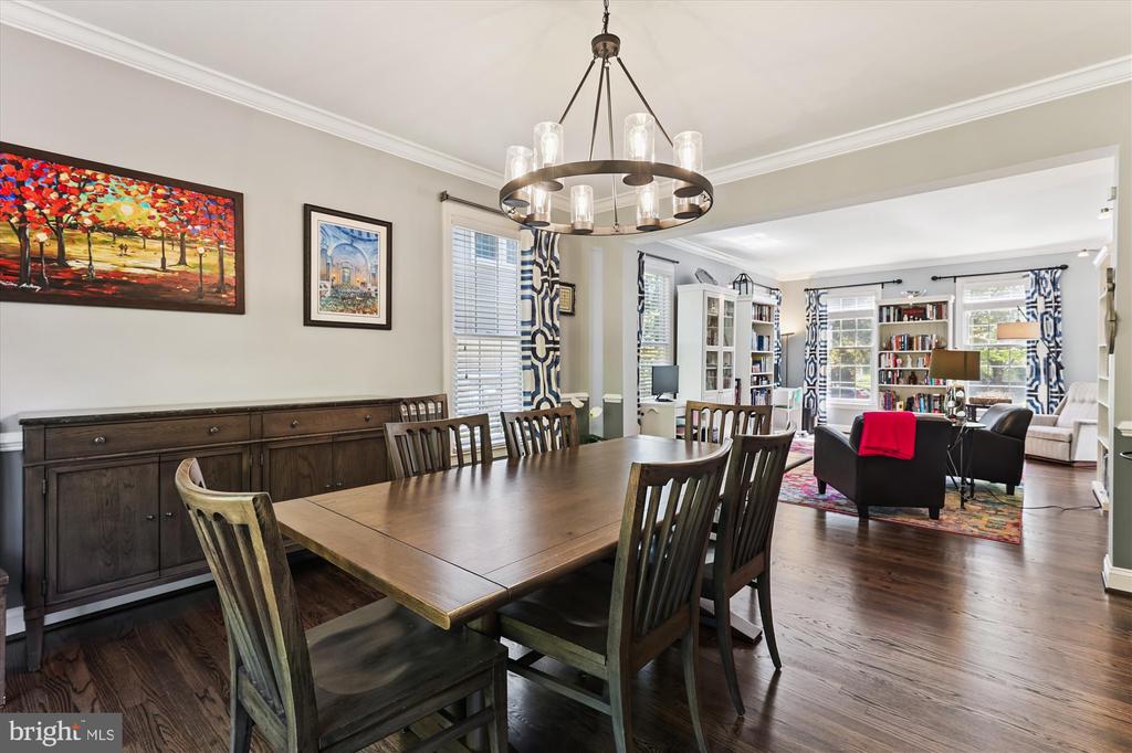 8049 WINSTEAD MANOR LANE