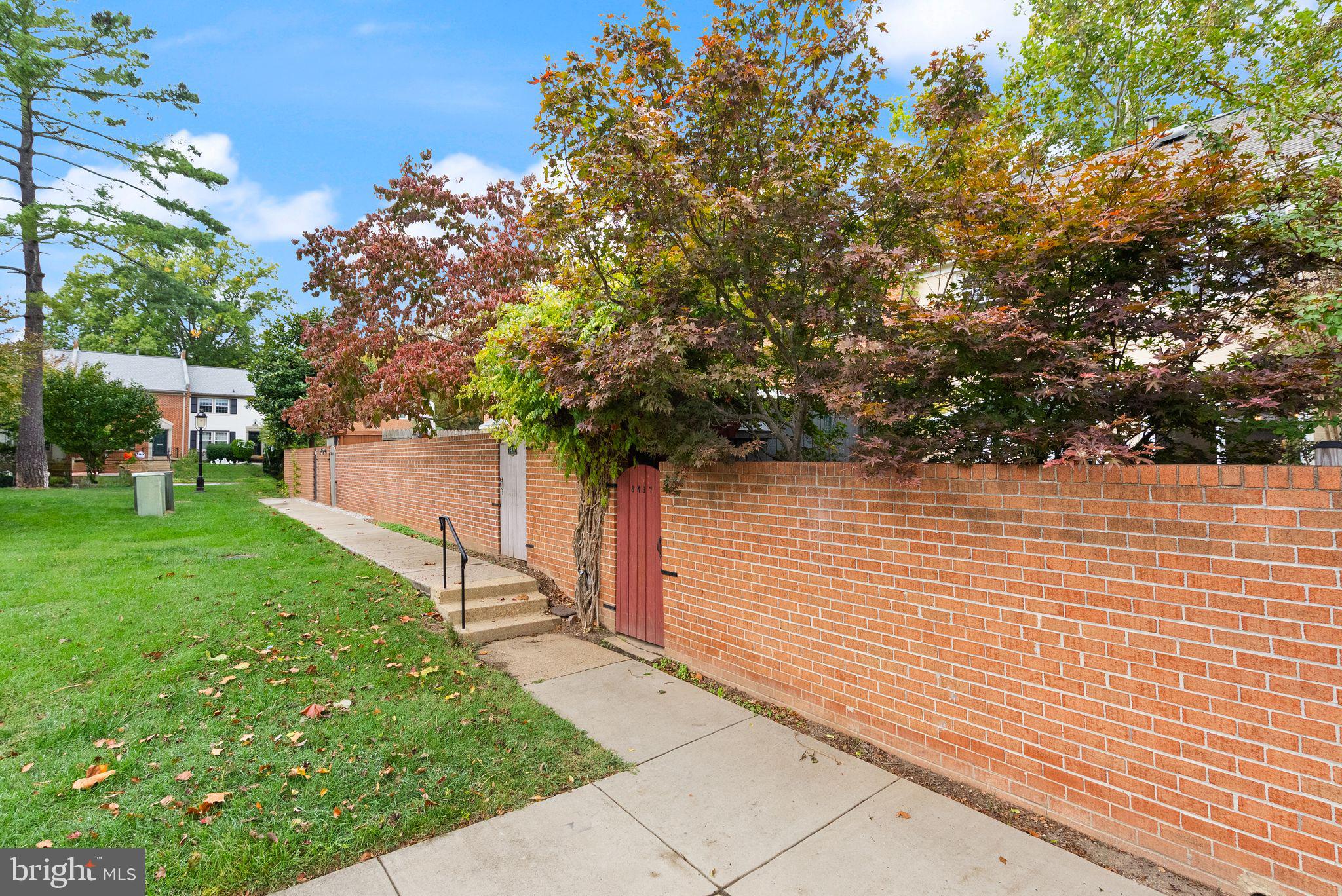 8437 FORRESTER BOULEVARD