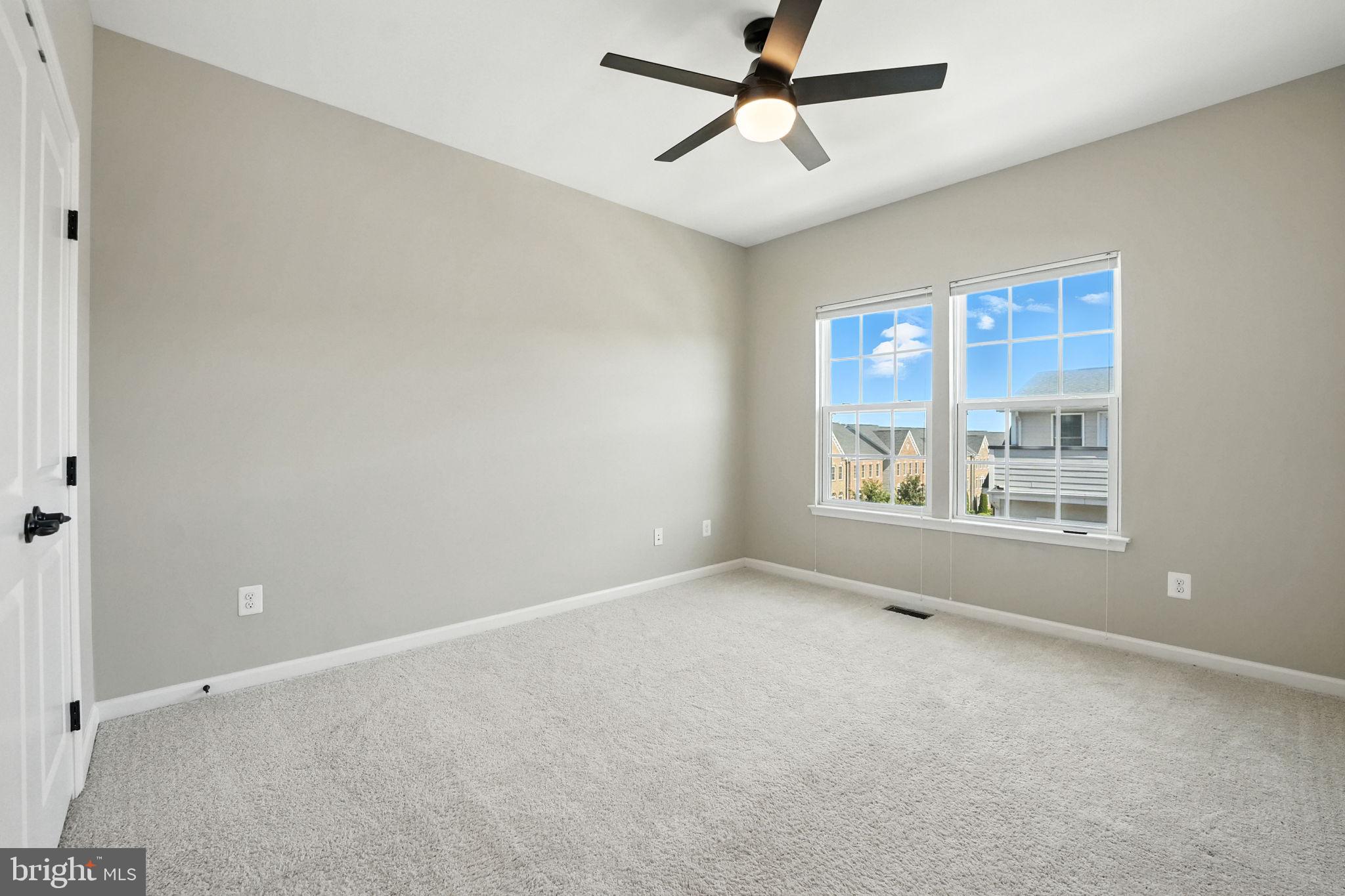 13682 ENDEAVOUR DRIVE 19D