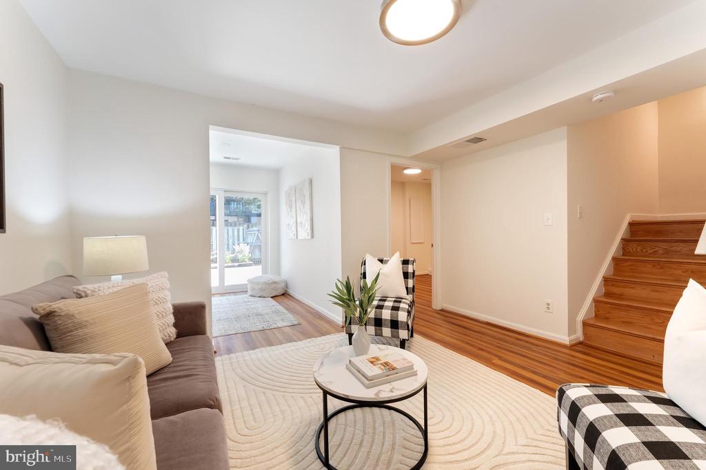 7462 COVENT WOOD COURT