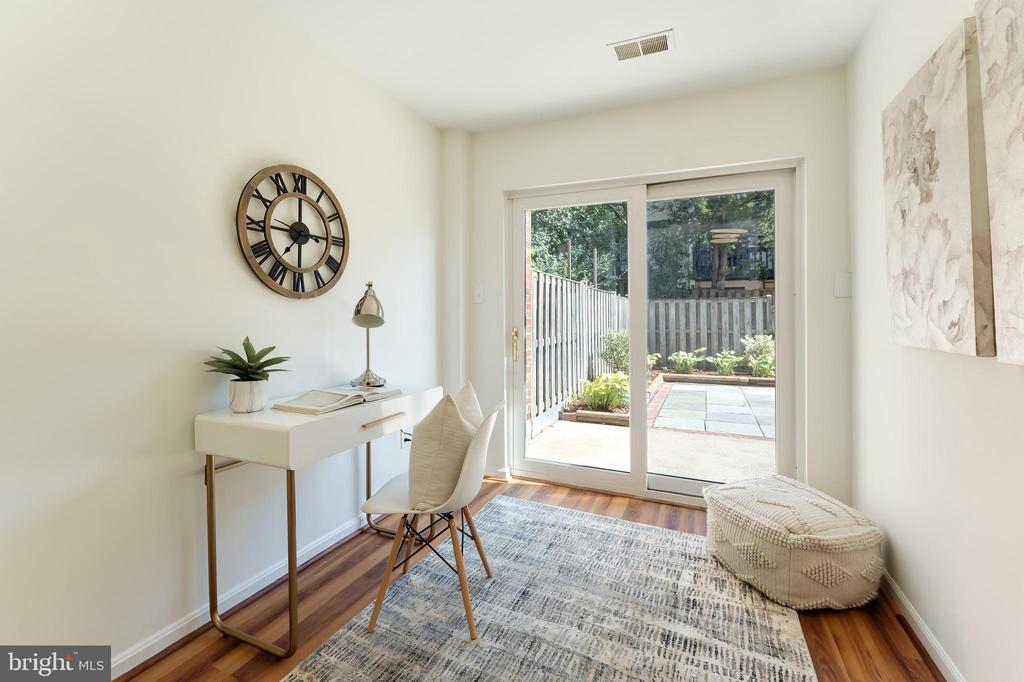 7462 COVENT WOOD COURT