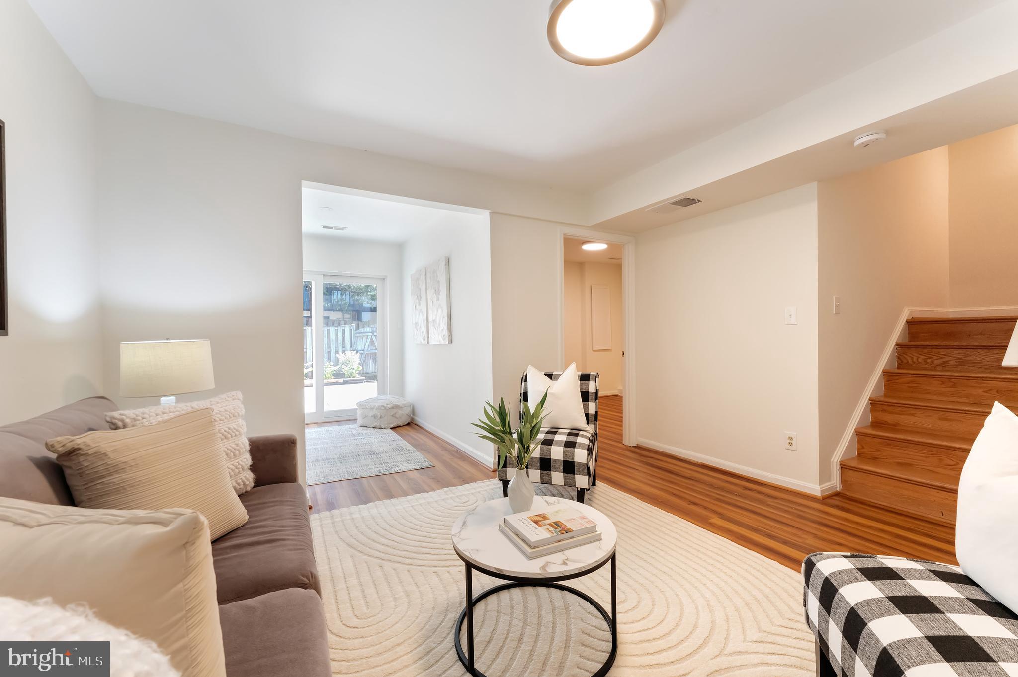 7462 COVENT WOOD COURT