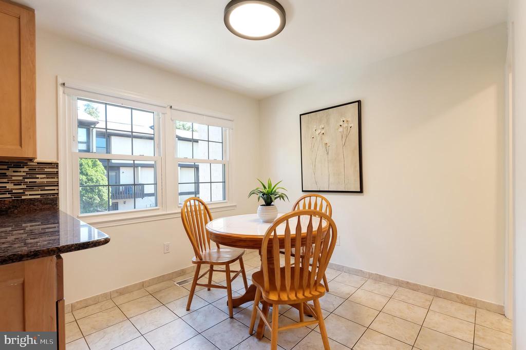 7462 COVENT WOOD COURT