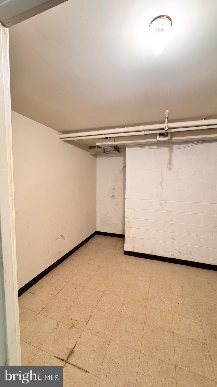 5817 COVE LANDING ROAD 301