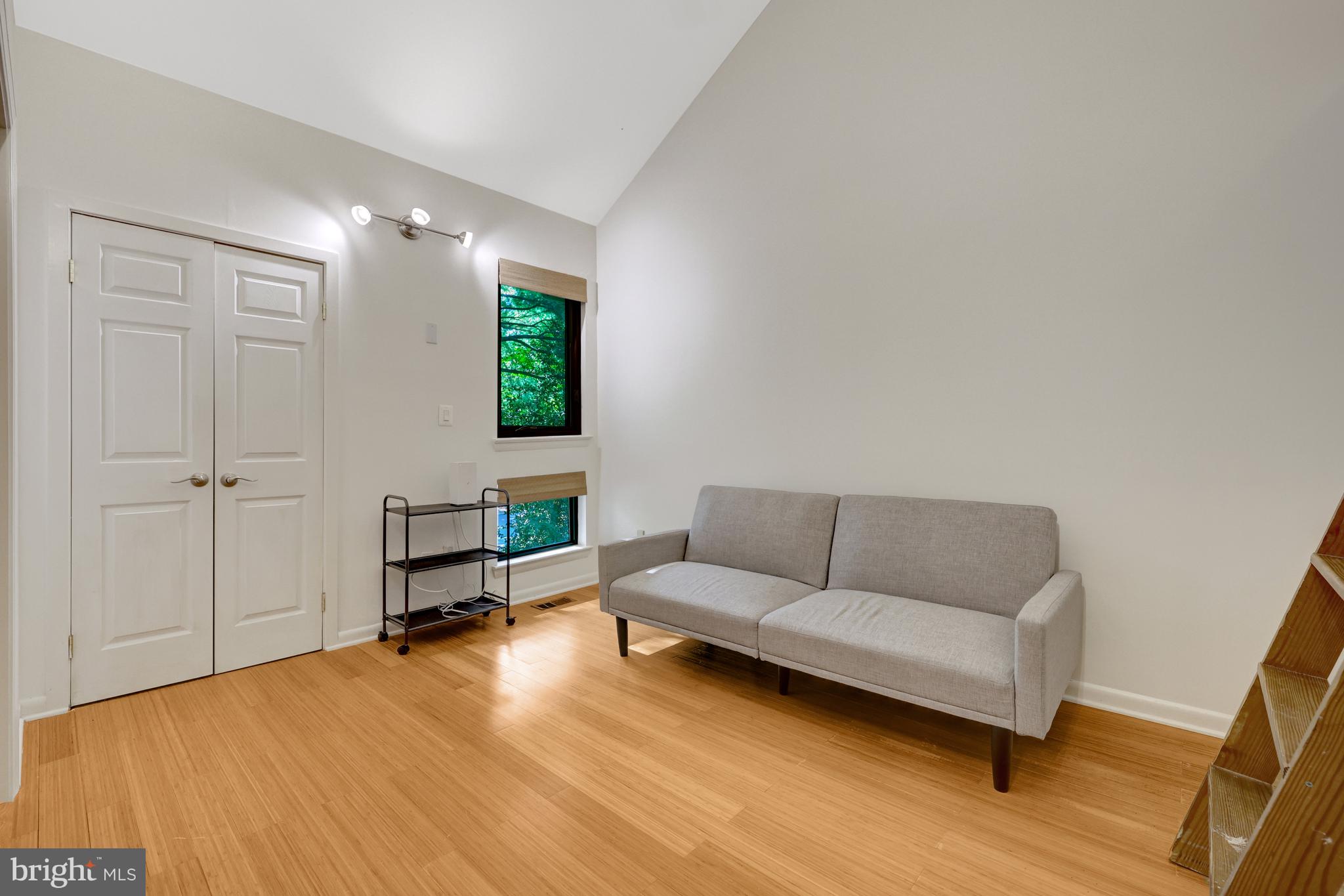 11009 THRUSH RIDGE ROAD