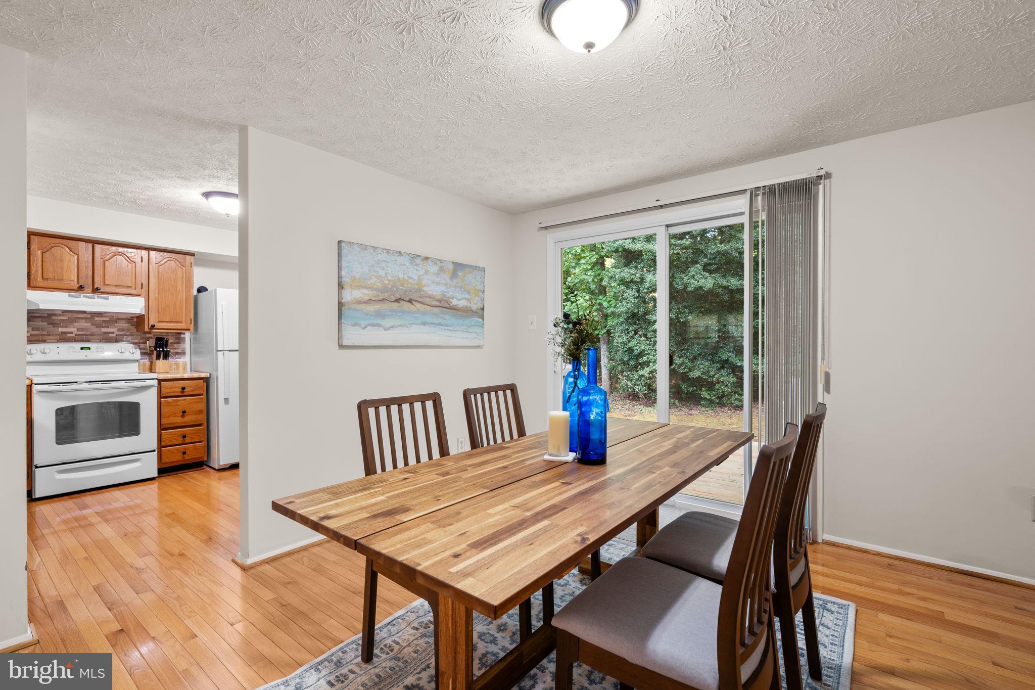 2306 MIDDLE CREEK LANE