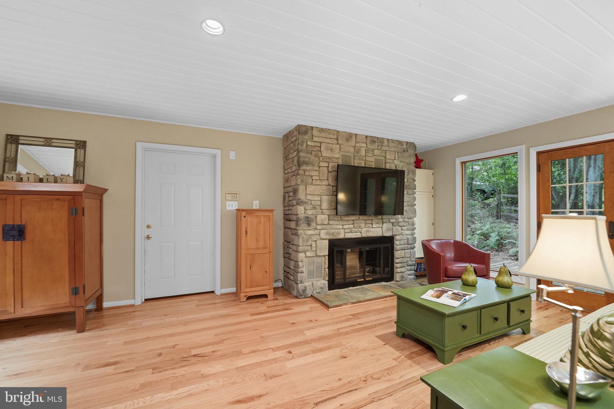 2507 HOLLYBROOK PLACE