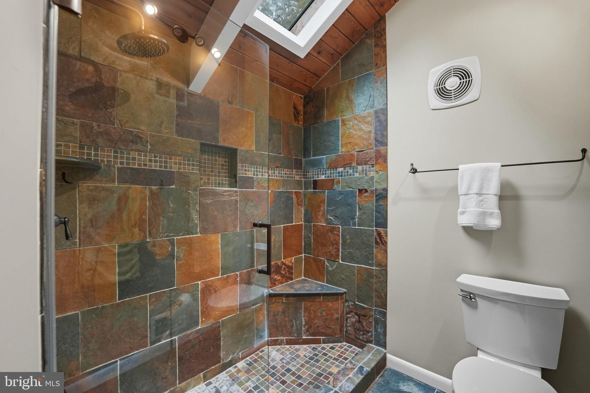 2507 HOLLYBROOK PLACE
