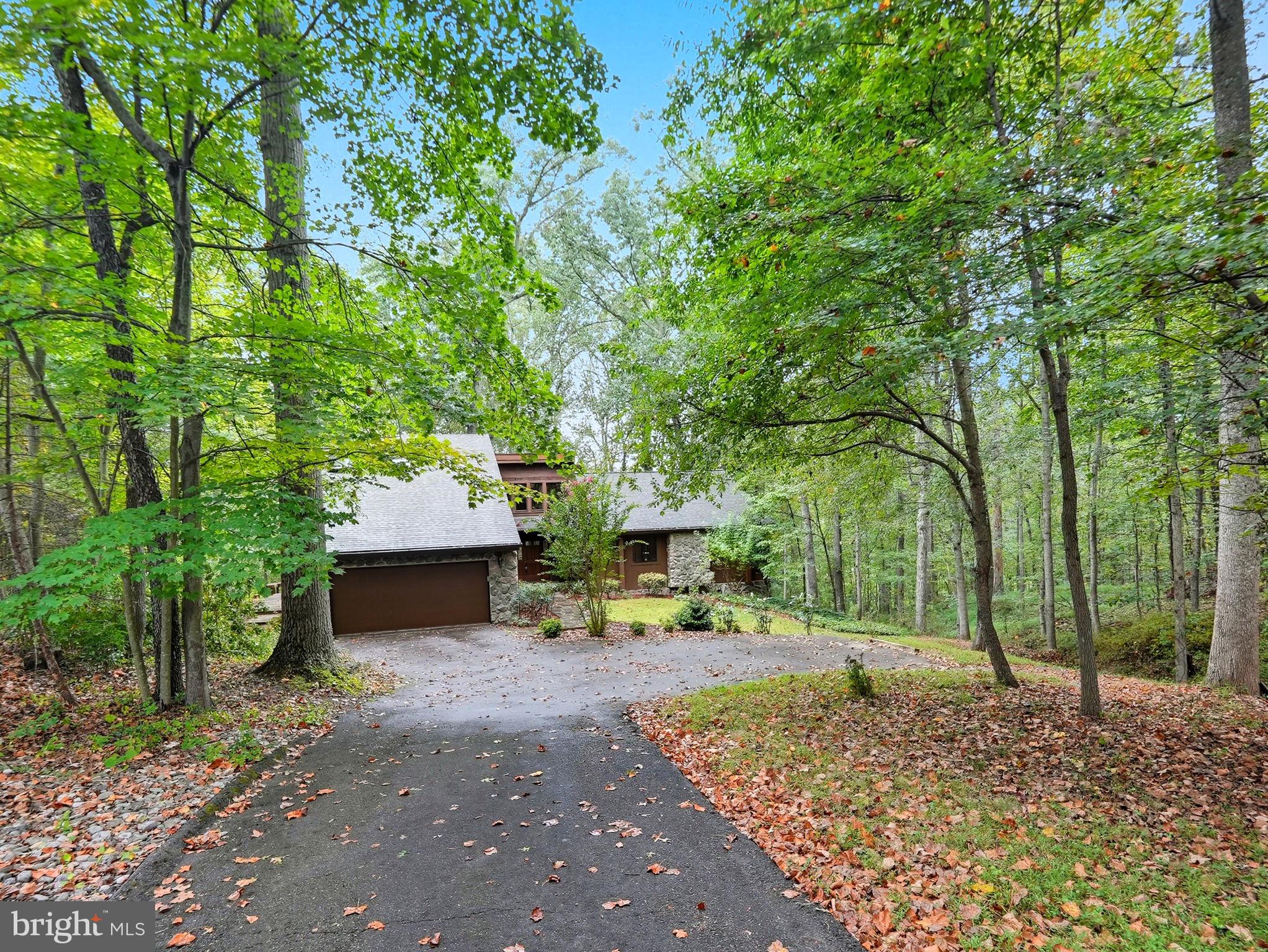 2507 HOLLYBROOK PLACE