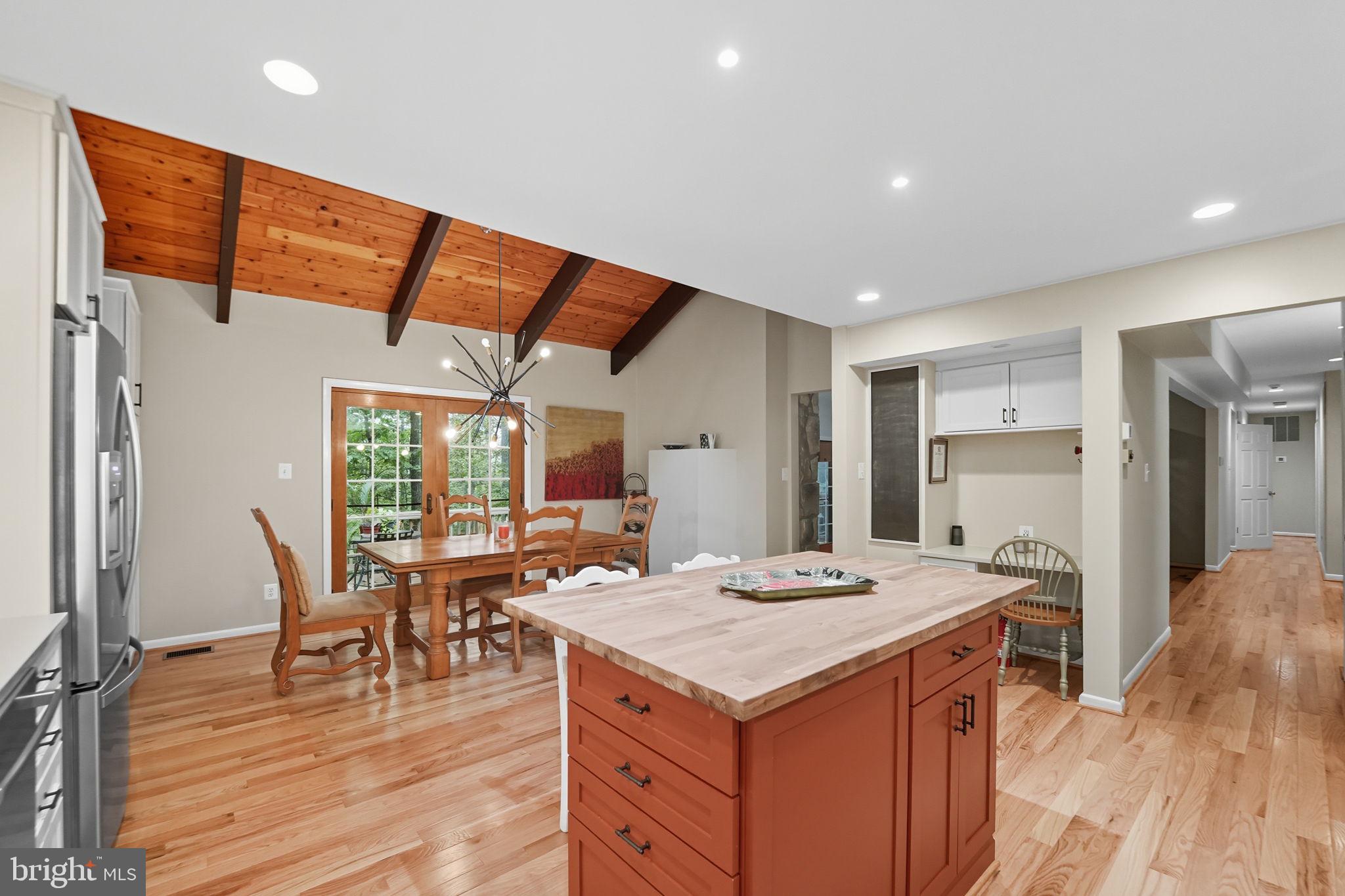 2507 HOLLYBROOK PLACE