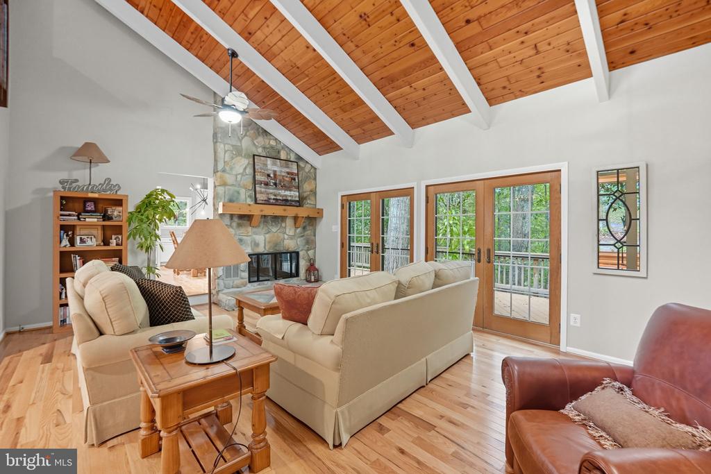 2507 HOLLYBROOK PLACE