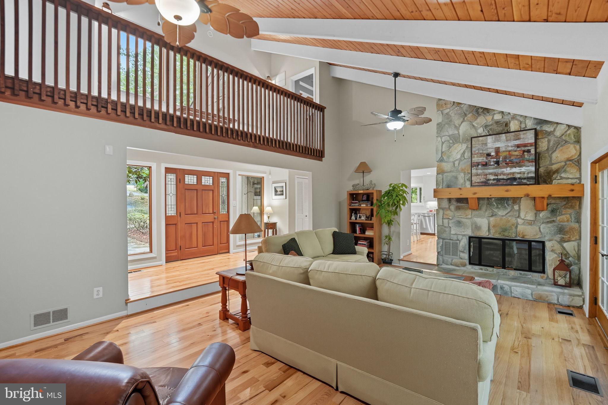 2507 HOLLYBROOK PLACE