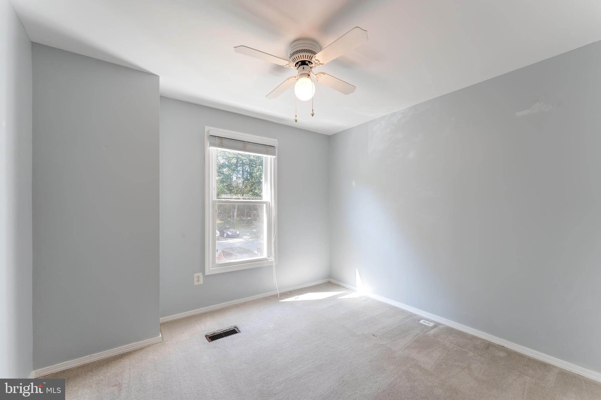 1512 POPLAR GROVE DRIVE