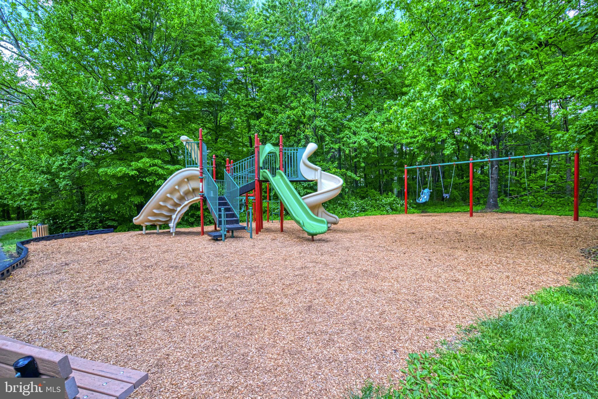 1512 POPLAR GROVE DRIVE