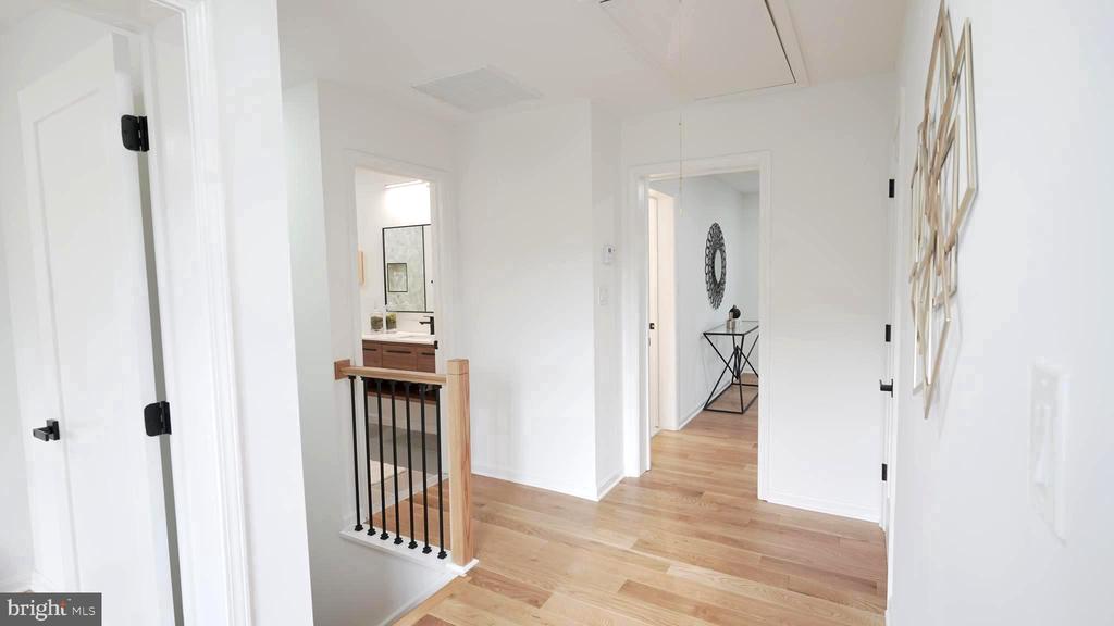 3147 HEADROW LANE