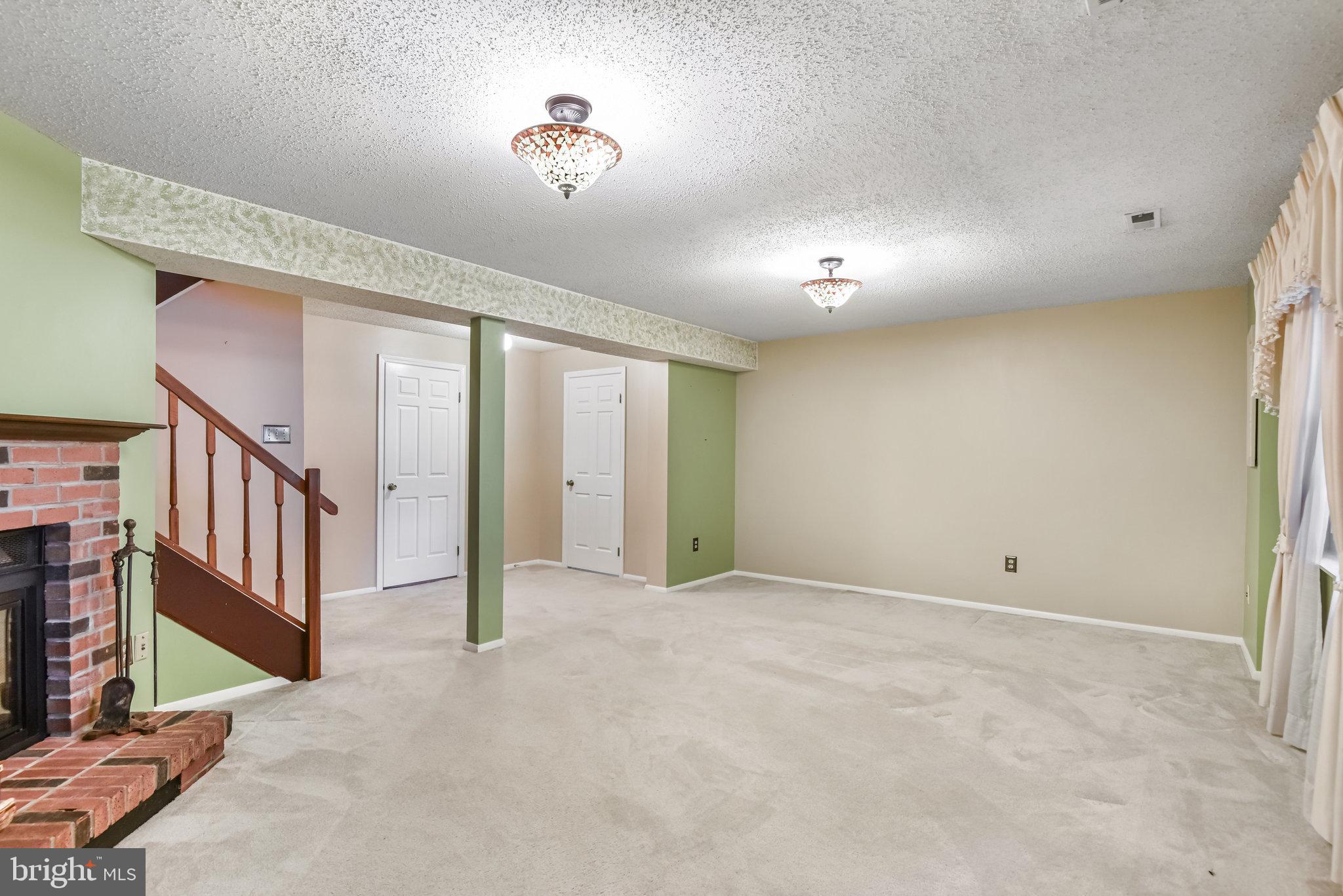 5825 HIGH BLUFF COURT