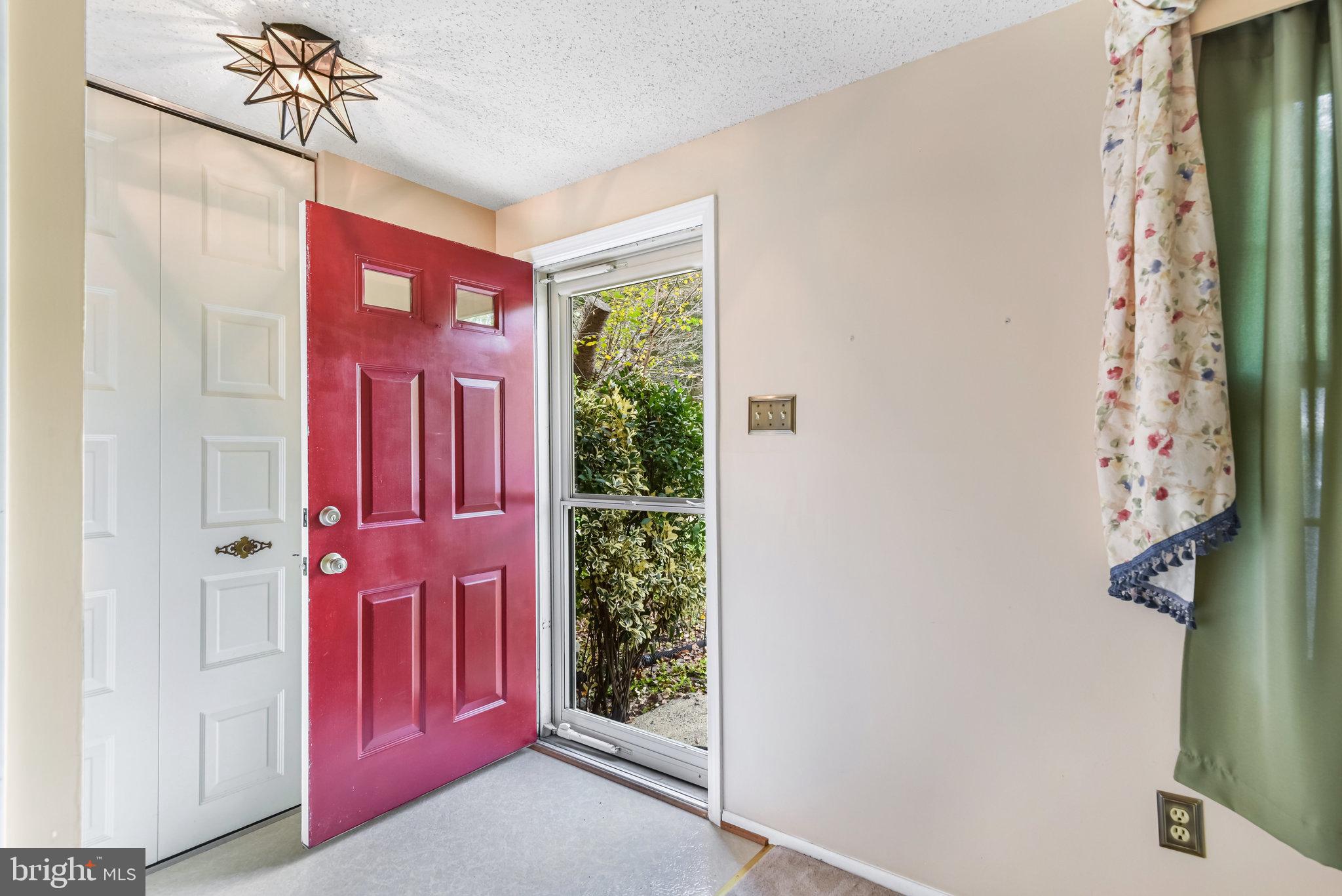 5825 HIGH BLUFF COURT