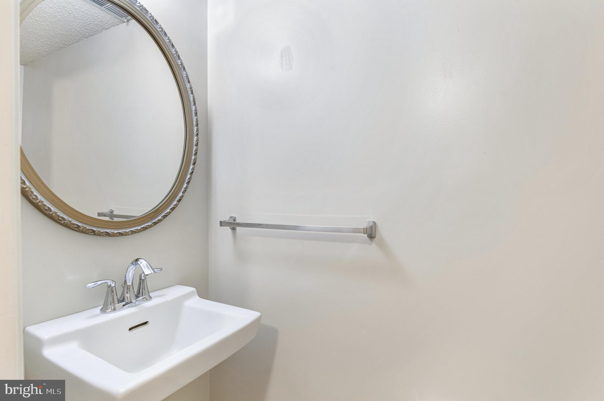 5825 HIGH BLUFF COURT