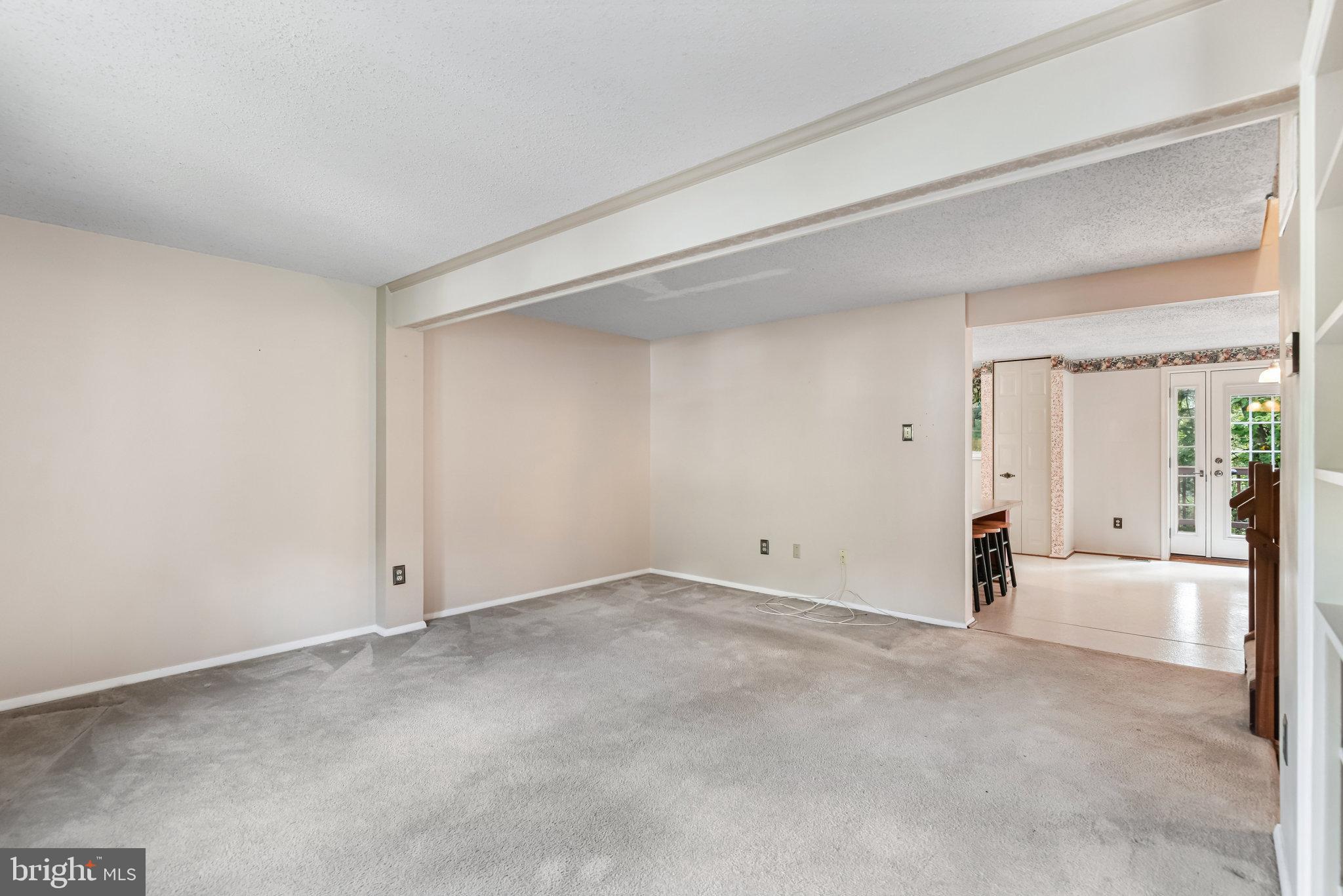 5825 HIGH BLUFF COURT