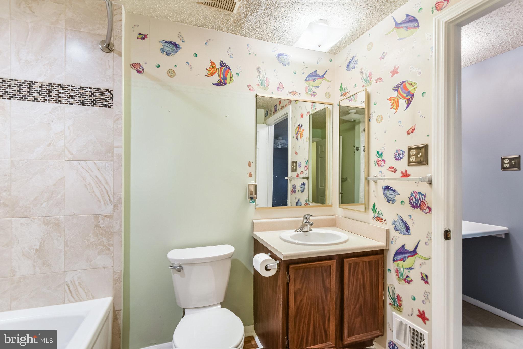 5825 HIGH BLUFF COURT