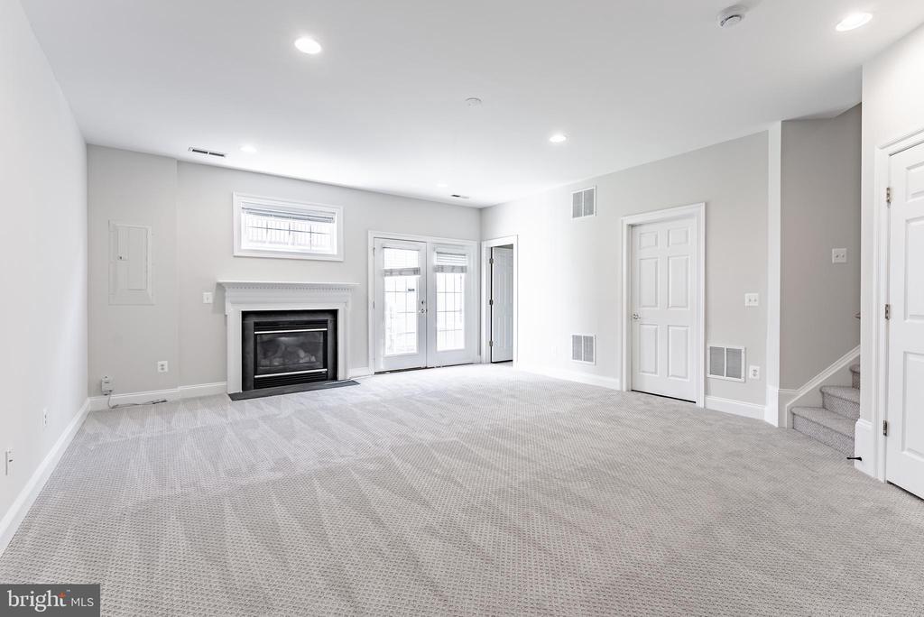 8358 MILLOM COURT