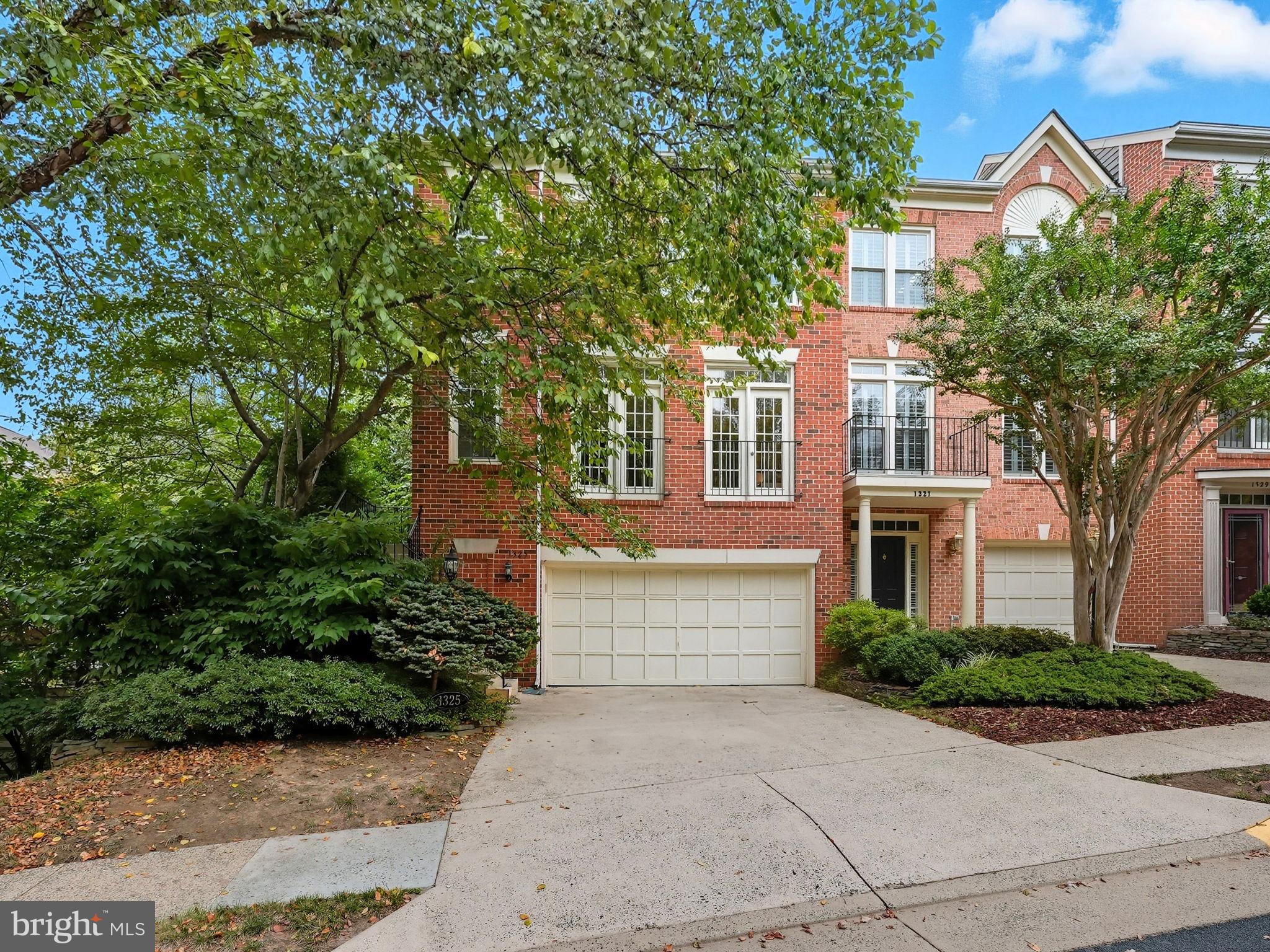 1325 SUNDIAL DRIVE