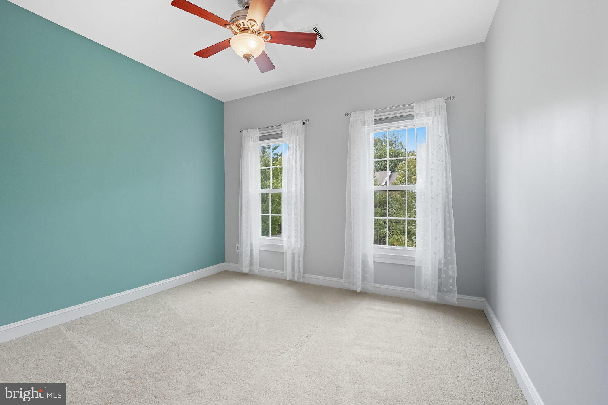1325 SUNDIAL DRIVE