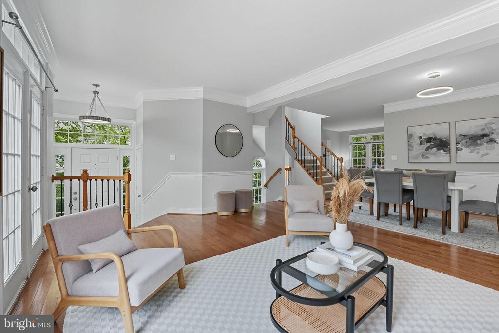 1325 SUNDIAL DRIVE