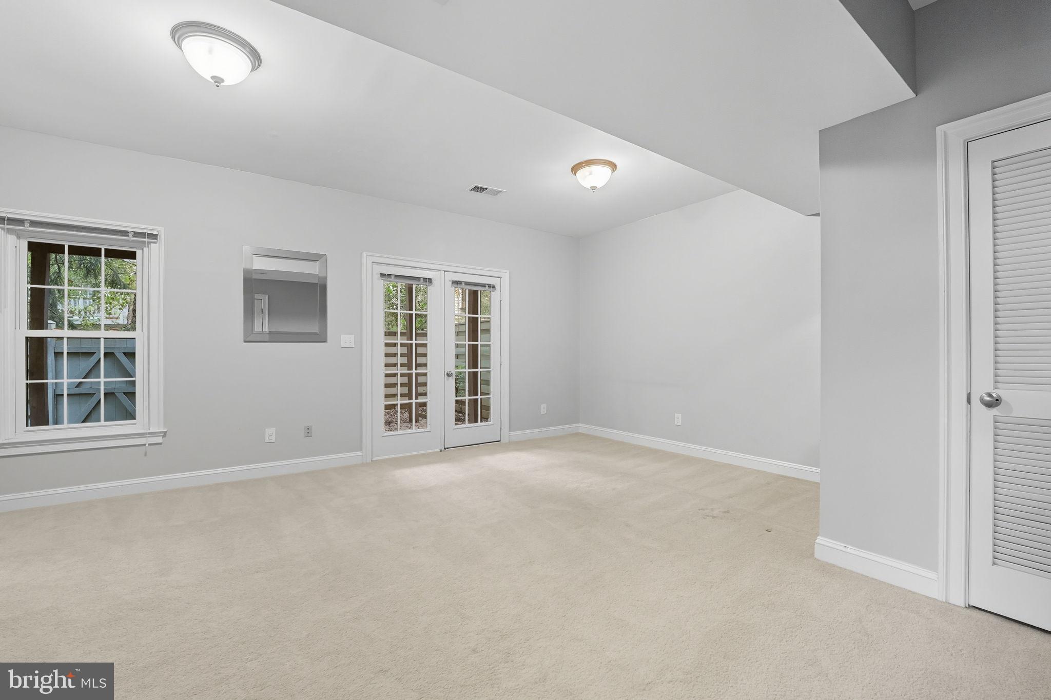 1325 SUNDIAL DRIVE